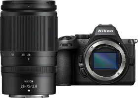 Nikon Z 5II mit Objektiv Z 28-75mm 2.8