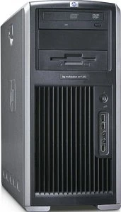HP Workstation xw9400, 2x 2x Opteron 2216 2x 2.40GHz, 4GB RAM, 250GB HDD