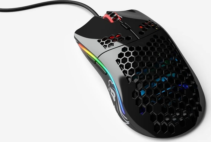 Glorious Model O schwarz glänzend, USB