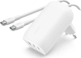 Belkin BoostCharge USB-C-Ladegerät mit drei Anschlüssen und PPS (67W) weiß