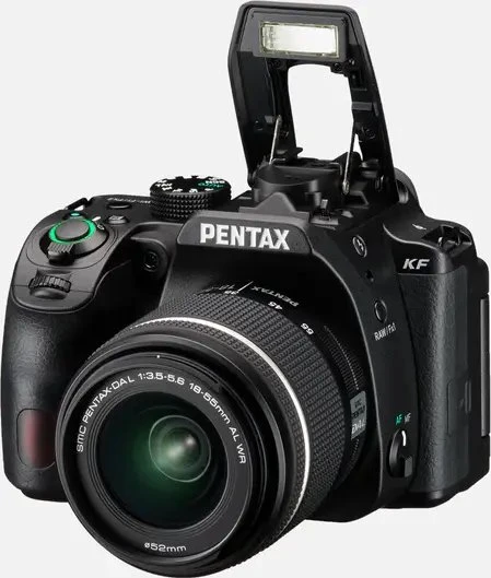 Pentax KF schwarz mit Objektiv smc DA 18-55mm 3.5-5.6 AL WR