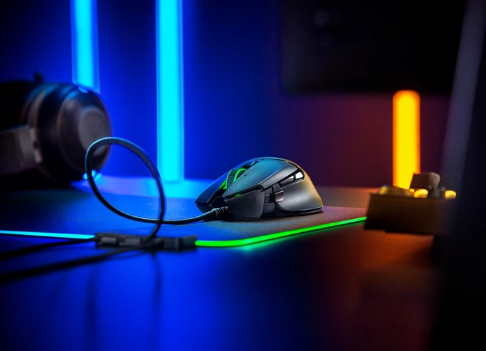 Razer Basilisk V2, USB