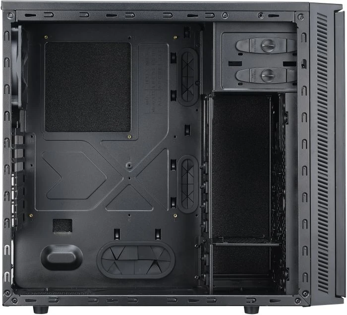 Cooler Master Silencio 452, schallgedämmt
