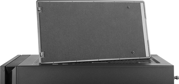 Cooler Master Silencio S400, Glasfenster, schallgedämmt