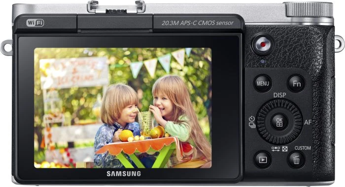 Samsung NX3000 schwarz mit Objektiv NX 16-50mm 3.5-5.6 ED PZ OIS i-Function