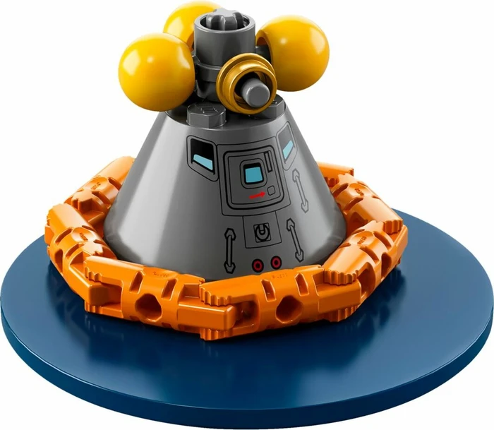 LEGO Ideas - NASA Apollo Saturn V
