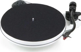 Pro-Ject RPM 1 Carbon weiß (mit Tonabnehmer Ortofon 2M Red)