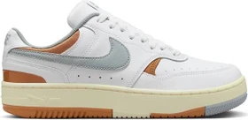 Nike Gamma Force white/flax/coconut milk/light pumice (Damen)