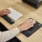 Fellowes Breyta Mausepad mit Handgelenkauflage, 240x200mm, schwarz Vorschaubild