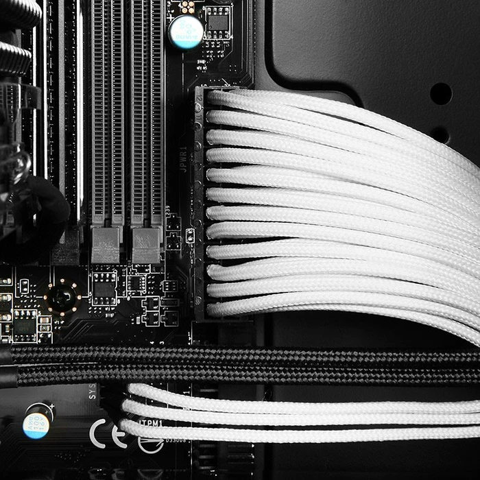 BitFenix Alchemy 8-Pin EPS12V Verlängerung 45cm, sleeved weiß/schwarz