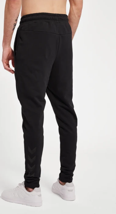 hummel Isam 2.0 Tapered Trainingshose lang schwarz (Herren)