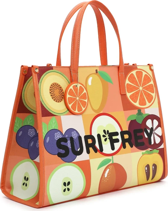 Suri Frey Issy Big Shopper