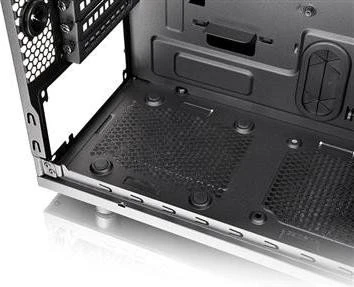 Thermaltake Core V31, Acrylfenster