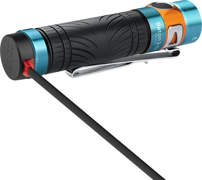 OLight Baton 3 Pro Taschenlampe roadster