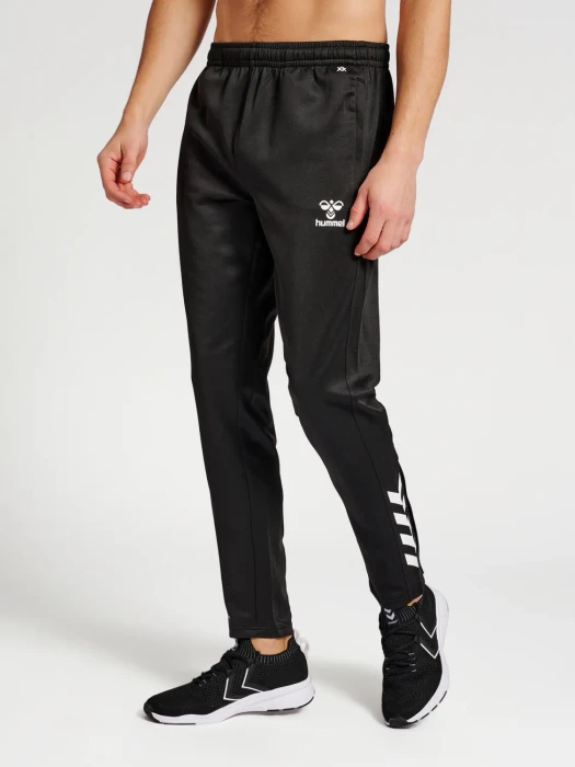 hummel Core XK Poly Trainingshose lang schwarz