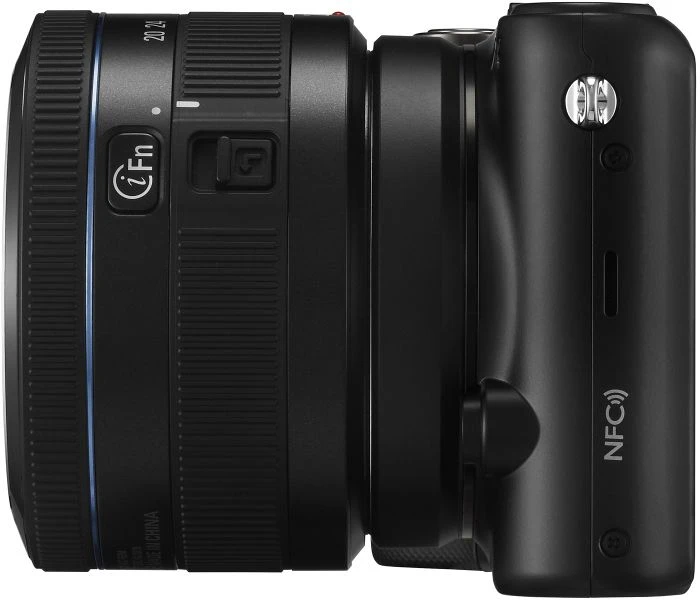 Samsung NX2000 schwarz mit Objektiv NX 20-50mm 3.5-5.6 i-Function ED II