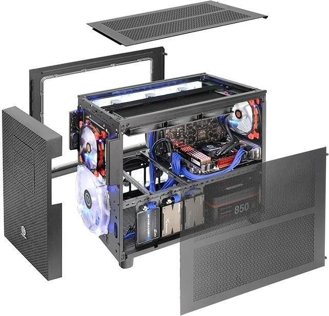 Thermaltake Core X2, Acrylfenster