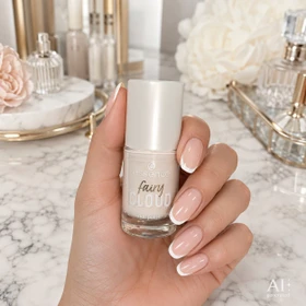 Essence fairy Nagellack 02 fairy cloud, 8ml