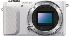 Sony Alpha NEX-3N weiß mit Objektiv E PZ 16-50mm 3.5-5.6 OSS