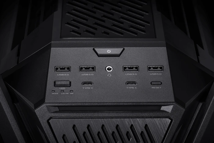 ASUS ROG Hyperion GR701 BTF Edition, Glasfenster