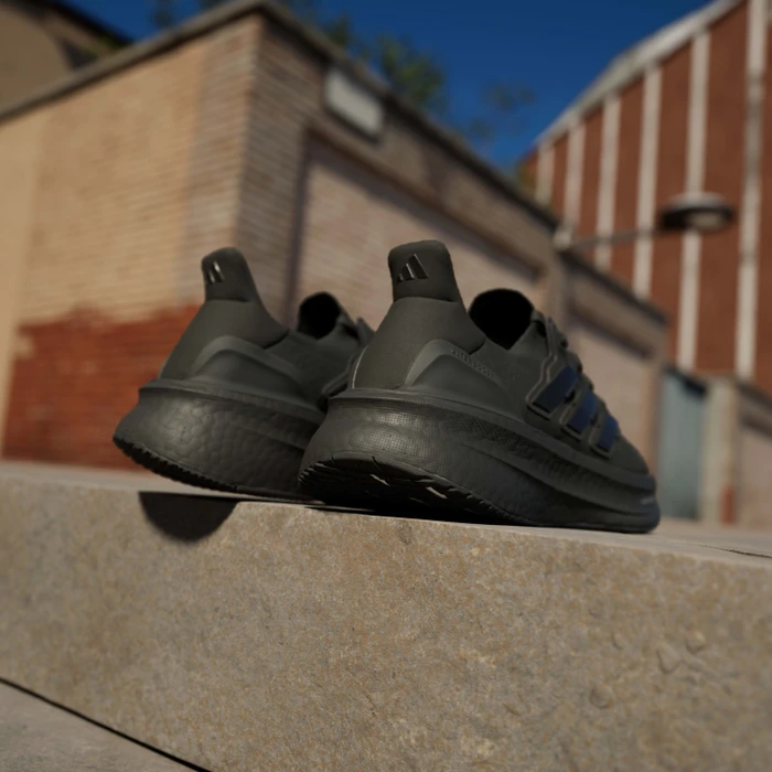 adidas Ultraboost 5 core black (Damen)