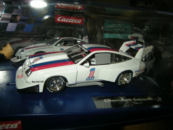 Carrera Digital 132 Chevrolet Dekon Monza No.1