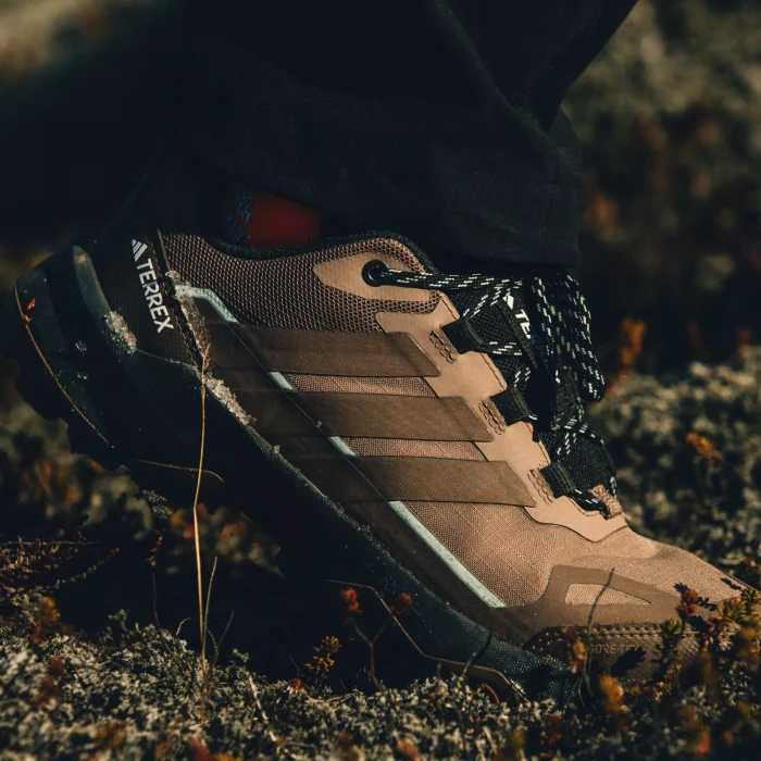 adidas Terrex Skychaser AX5 Gore-Tex trace brown/earth strata/semi impact orange (Damen)