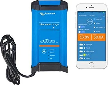 Victron Energy Blue Smart IP22 24/121