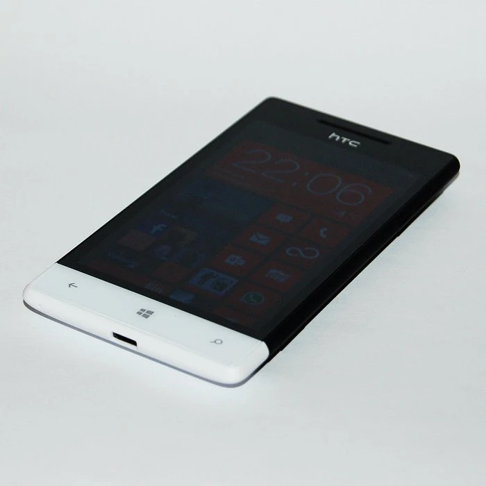 HTC Windows Phone 8S schwarz/weiß