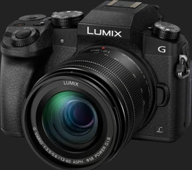 Panasonic Lumix DMC-G70 schwarz mit Objektiv Lumix G Vario 12-60mm 3.5-5.6 ASPH Power OIS