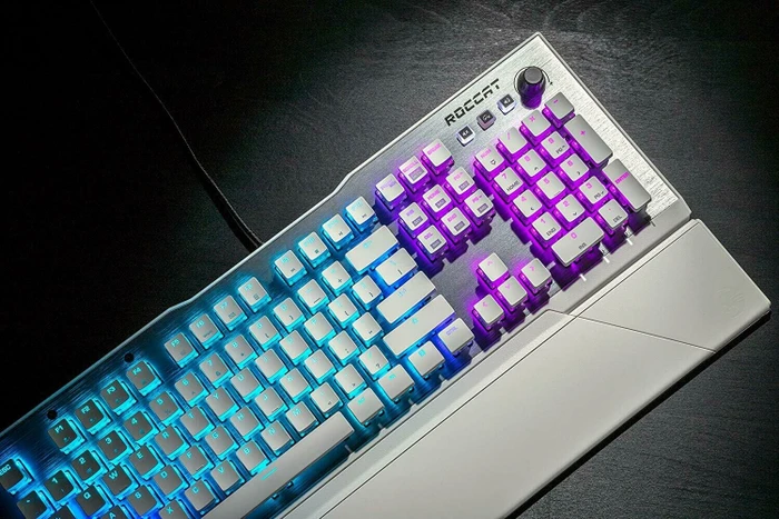 Roccat Vulcan 122 Aimo, LEDs RGB, weiß, Titan Tactile, USB, DE