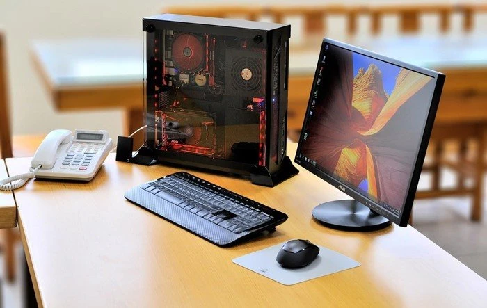 Lian Li PC-O5 schwarz, Glasfenster, Mini-ITX