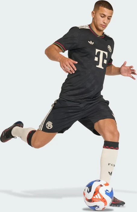 adidas FC Bayern München 2025/2026 Ausweichshorts (Herren)