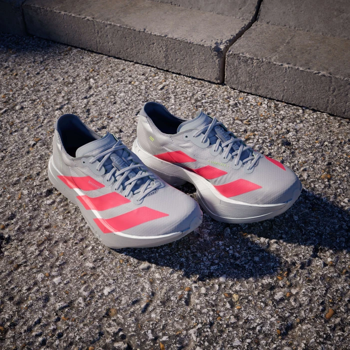 adidas Adizero Adios Pro 4 grey two/lucid red/grey (Damen)