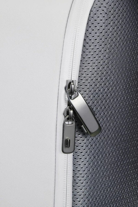 XD Design 16" Bobby Edge Rucksack, weiß