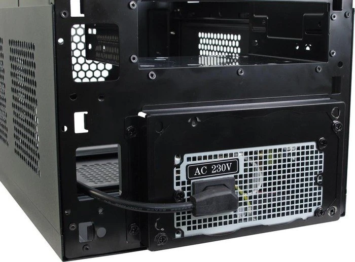 Inter-Tech SY-800, Mini-ITX