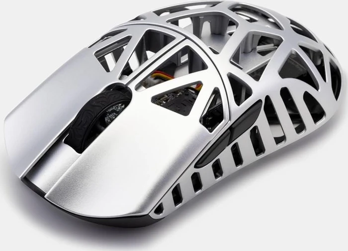 WLMouse Beast X Mini Pro Wireless 8K Magnesium Gaming Mouse, Side Slits + Omron Optical, silber, USB