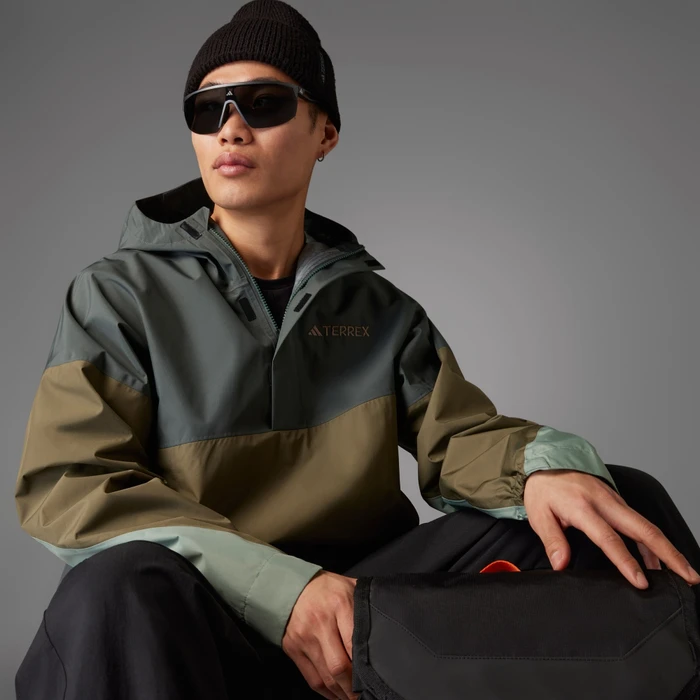 adidas Terrex Xploric 2.5L Climaproof Anorak legend ivy/olive strata/silver green (Herren)