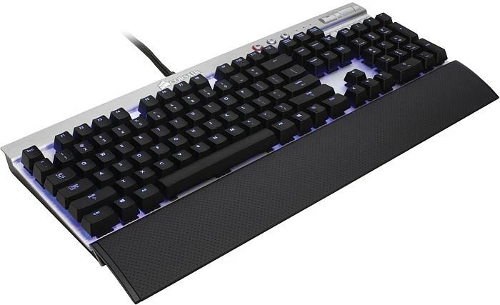 Corsair Vengeance K70 silber, MX Blue, USB, UK