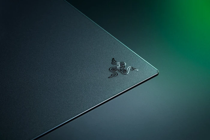 Razer Atlas Pro Gaming-Mauspad aus gehärtetem Glas, 500x400mm, 1.9mm dick, schwarz