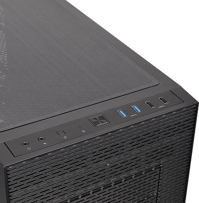 Thermaltake Core X31, Acrylfenster