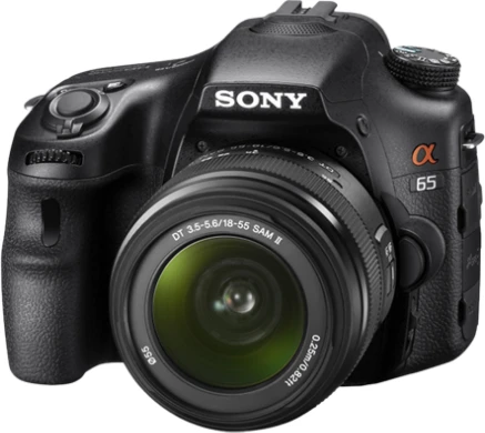 Sony Alpha 65 mit Objektiv 18-55mm 3.5-5.6 DT SAMII und 55-200mm 4.0-5.6 DT SAM