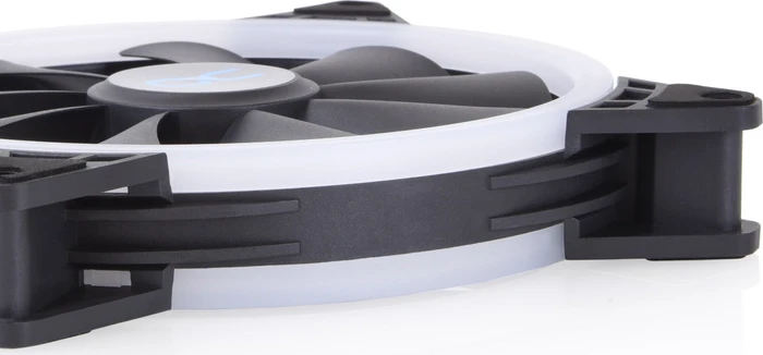 Alphacool Eiszyklon Aurora LUX Digital RGB, 140mm