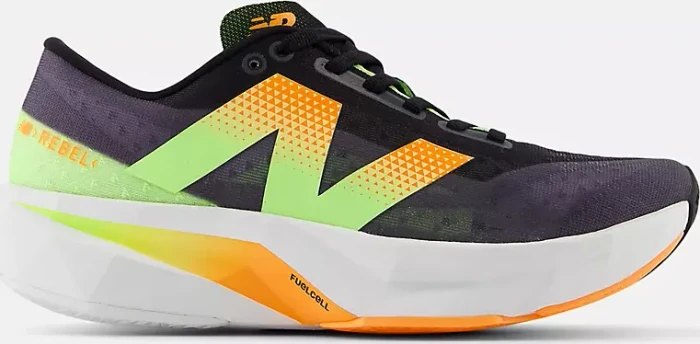 New Balance FuelCell Rebel v4 black/graphite/white (Damen)