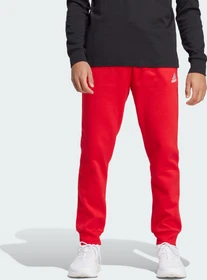 adidas Essentials Fleece Regular Tapered Trainingshose lang better scarlet (Herren)