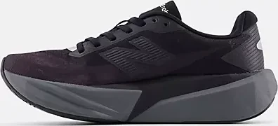 New Balance FuelCell Rebel v5 black/castlerock/black cement (Damen)