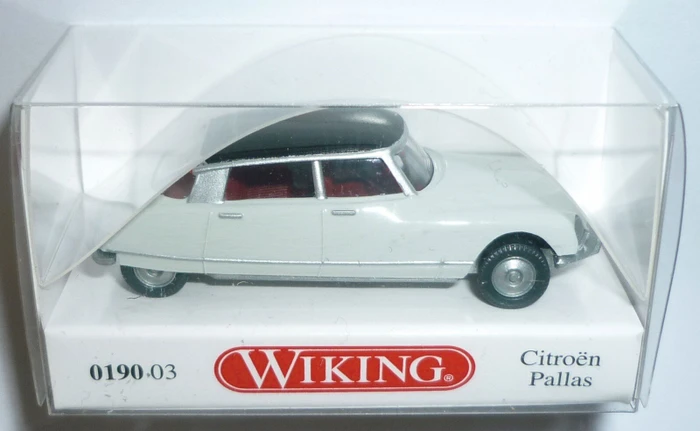 Wiking Citroën Pallas papyrusweiß mit schwarzem Dach