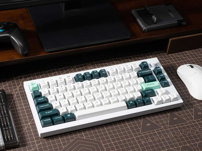 Keychron Q1 HE, Shell White, 75%, PBT, LEDs RGB, Gateron 2.0 Magnetic Nebula, USB/Bluetooth, US
