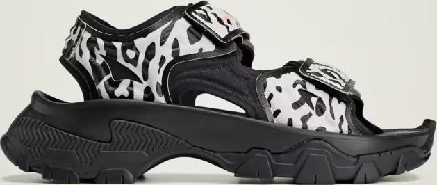 adidas Stella Mccartney Hika Outdoor Sandale cloud white/core black/utility black (Damen)