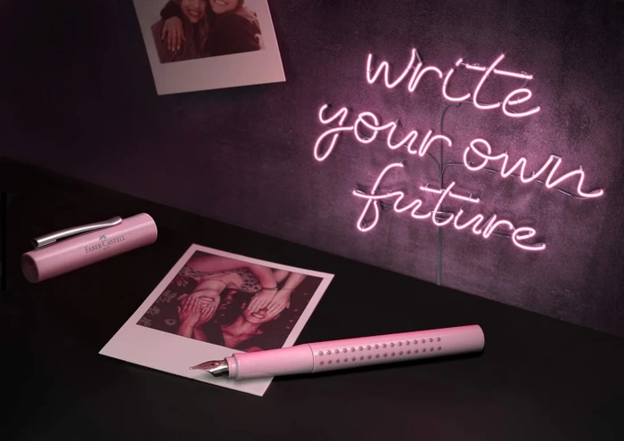 Faber-Castell Füller Grip 2010 rose shadows, rechte Hand/linke Hand, breit
